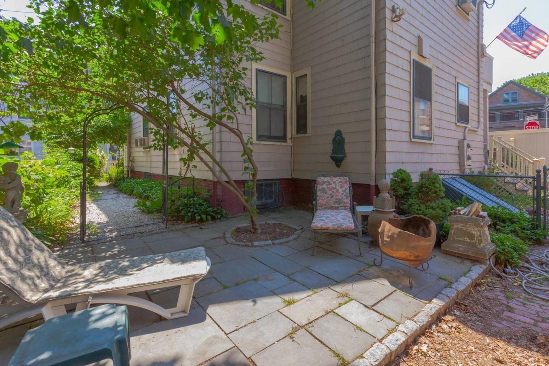 Charming Harvard Victorian Cambridge Exterior photo